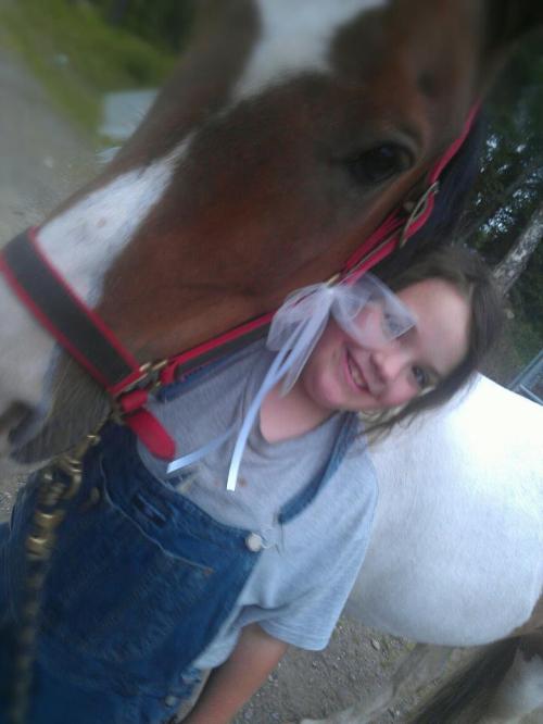 553507_3701508257217_195988449_n